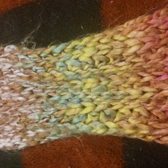 Multi colour wool scarf - Picture 3 of 6